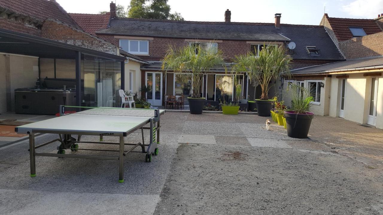Chambres Individuelles Avec Cuisine Commune Tilloloy Exteriör bild